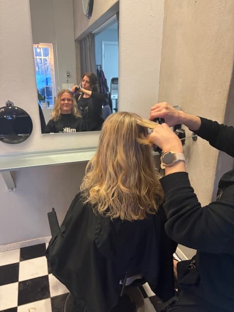 Klippning på Flottsunds Hår